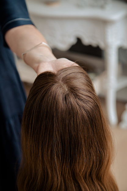 Maya | 16-22" | 100% Remy Human Hair | Hand-Tied Silk Top Wig | M Cap Size